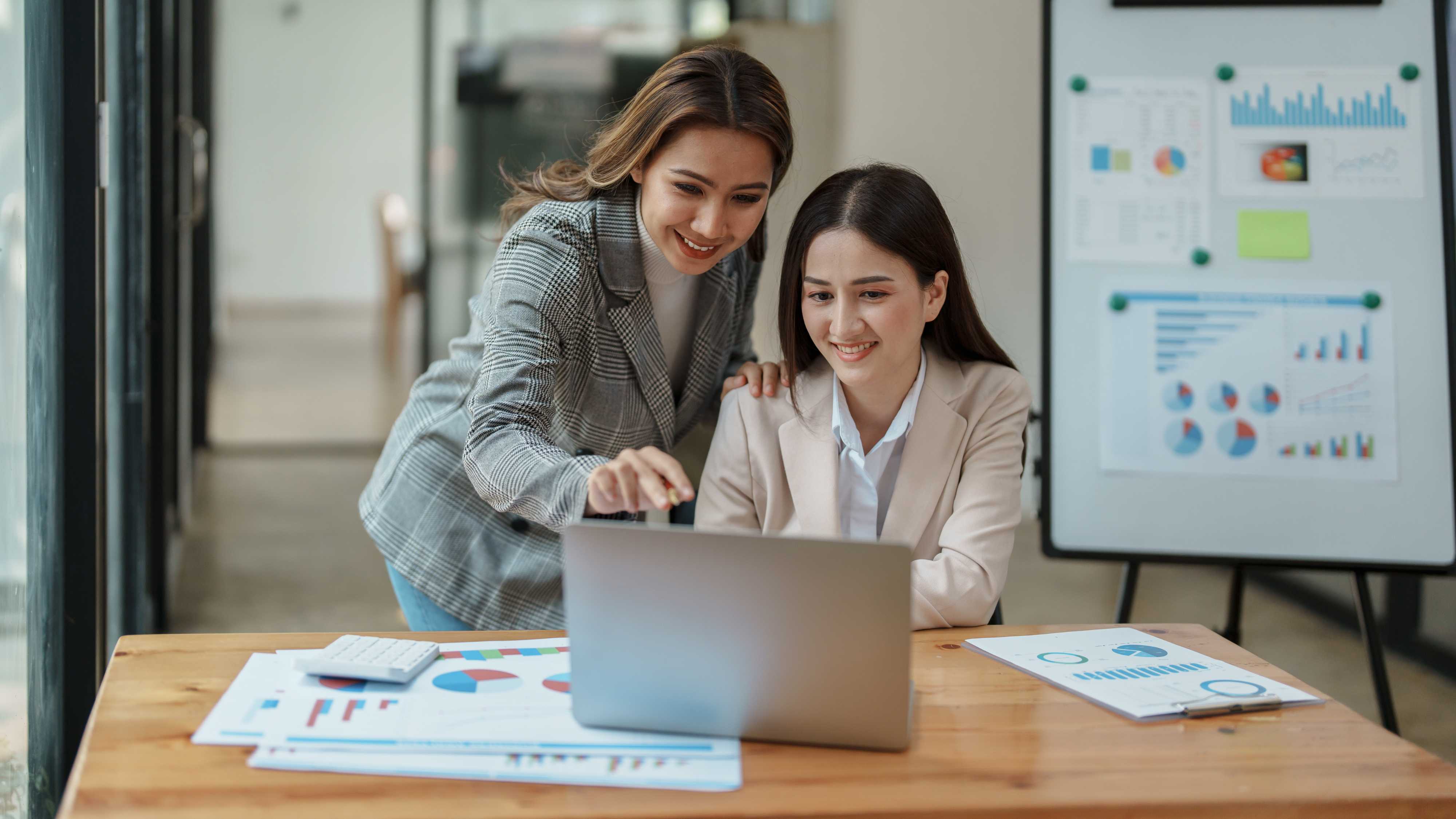 Transparent Project Reporting: A Must-Have in Survey Management