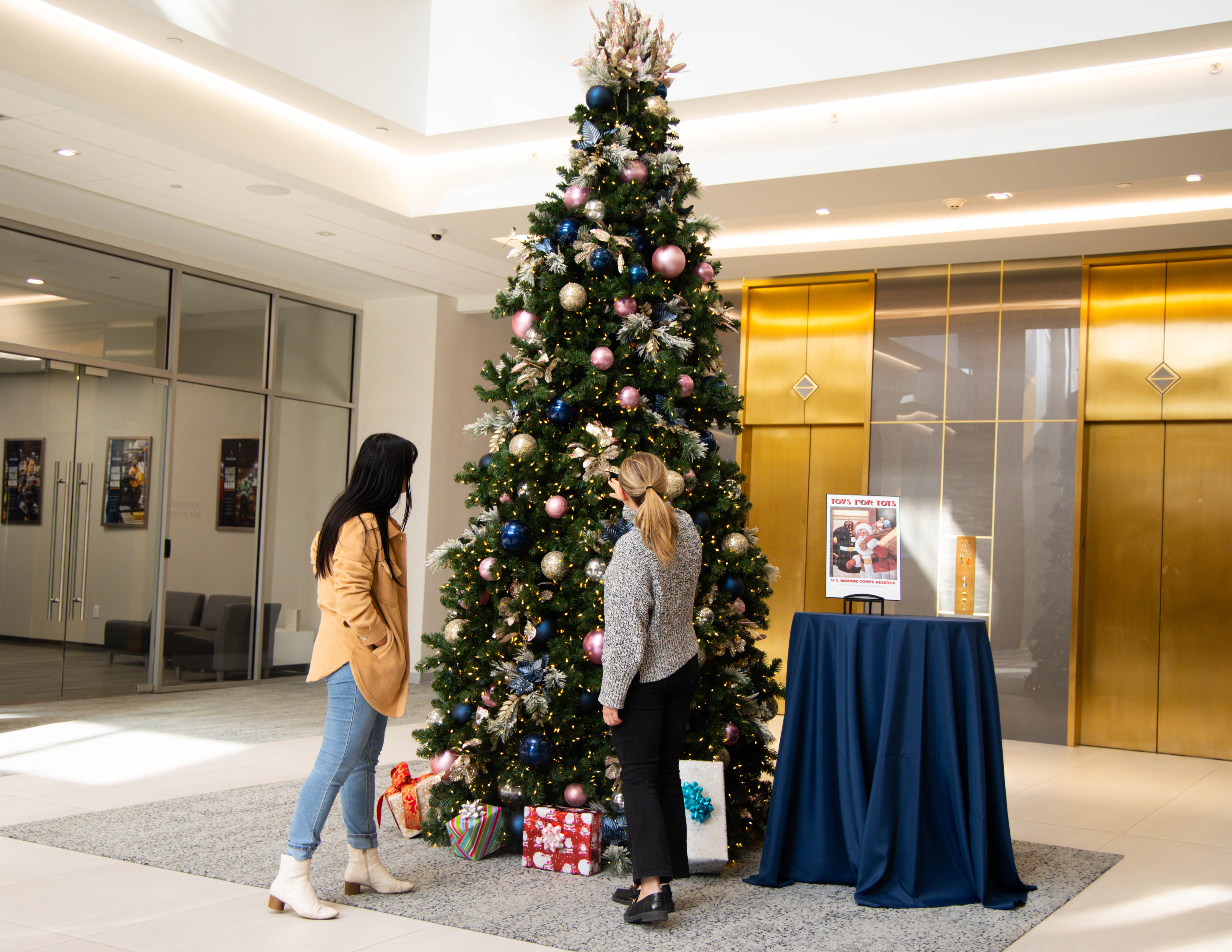 Knowledge Services’ Charitable Efforts in 2023