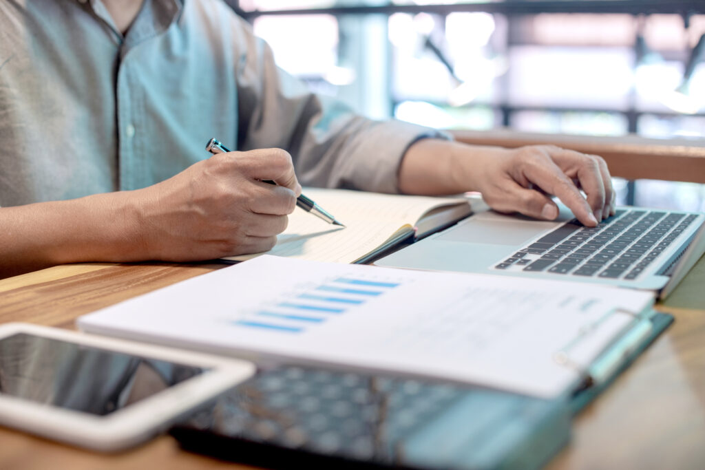 Finding the Ideal Job Through Knowledge Services